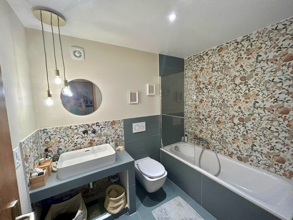 Salle de bain APRÈS rénovation
